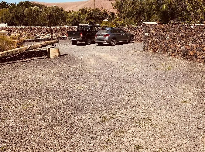 Bodega Botanica - Shared Pool - Island Location - 10 Mins Drive To Famara And La Santa Apartmán Tiagua