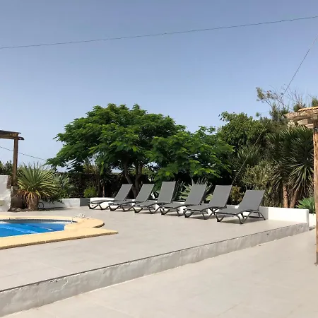 Bodega Botanica - Shared Pool - Island Location - 10 Mins Drive To Famara And La Santa