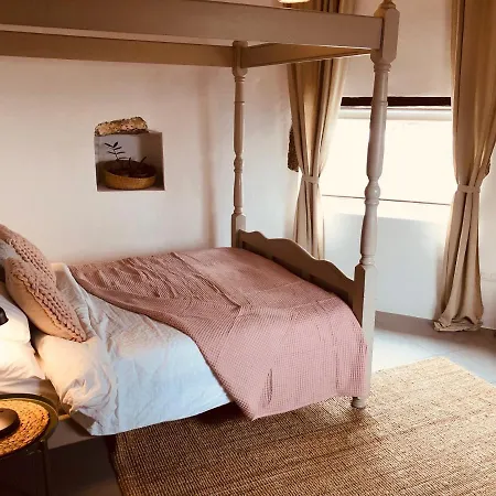 Bodega Botanica - Shared Pool - Island Location - 10 Mins Drive To Famara And La Santa Apartament