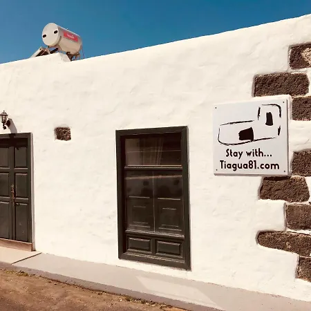 Bodega Botanica - Shared Pool - Island Location - 10 Mins Drive To Famara And La Santa Apartament *