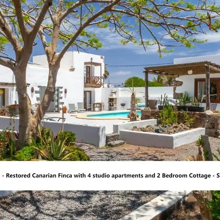 Bodega Botanica - Shared Pool - Island Location - 10 Mins Drive To Famara And La Santa Apartment *